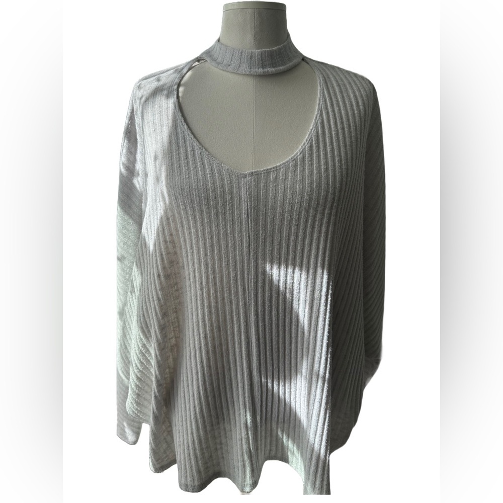 Urban Outfitters Cut-Out Neck Sweater - XS, Heather Gray, Oversized